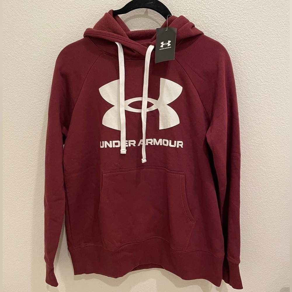NWT Womens  Under Armour Sweater Size Small Burgundy​​​​​​​
